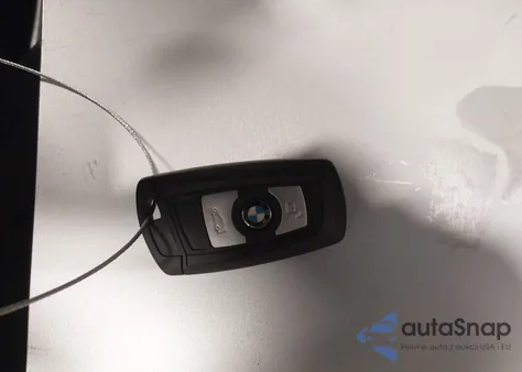 2013 BMW 3 Series 328I xDrive z USA, uszkodzony, nr VIN WBA3B3C53DF542421